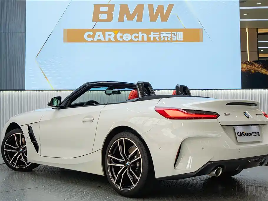 BMW Z4 2024 — фото 10