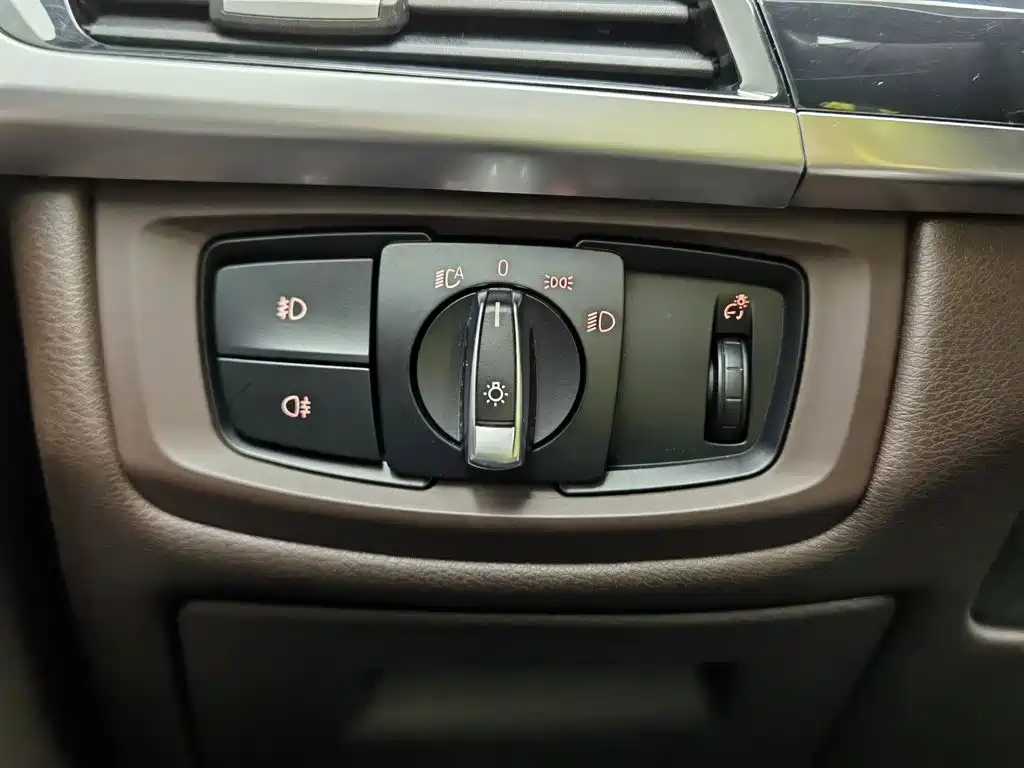 BMW X5 2017 — фото 21