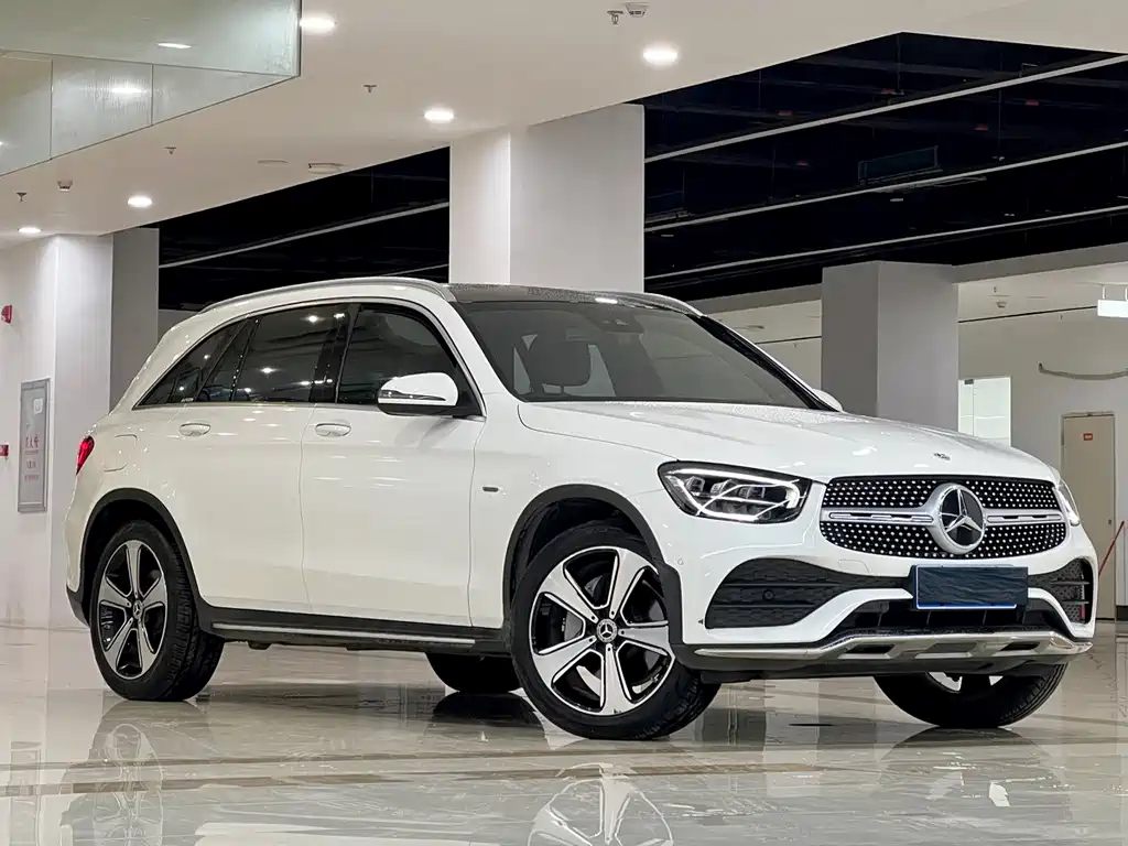 Mercedes-Benz GLC 2022 — фото 3