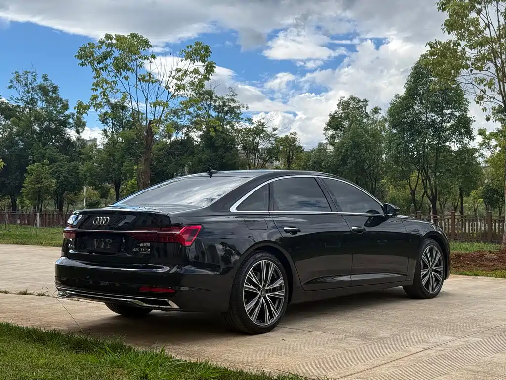 Audi A6L 2024