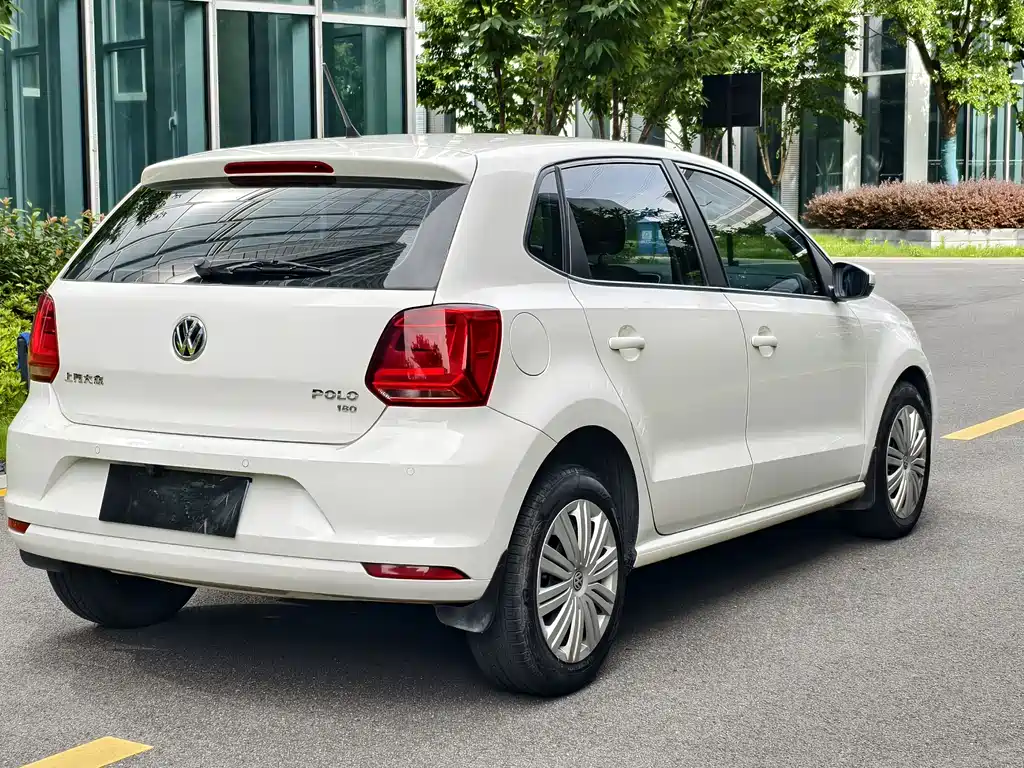 Volkswagen Polo 2018 — фото 12