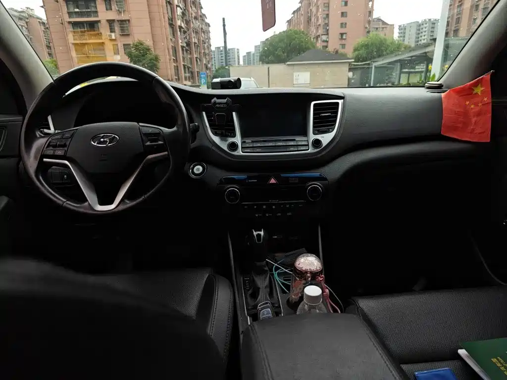 Hyundai Tucson 2017 — фото 13