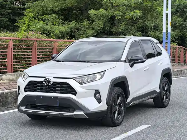 Toyota RAV4 2022
