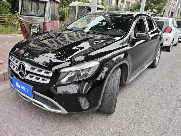 Mercedes-Benz GLA 2019