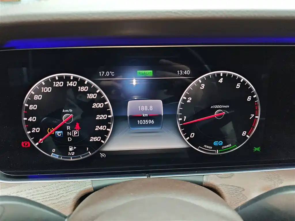 Mercedes-Benz E-Class 2020 — фото 12