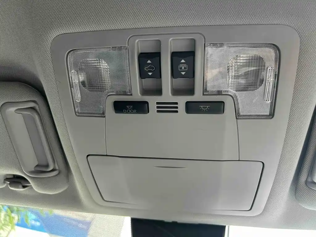 Toyota Highlander 2020 — фото 19