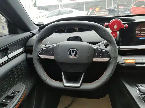 Changan UNI-V 2022
