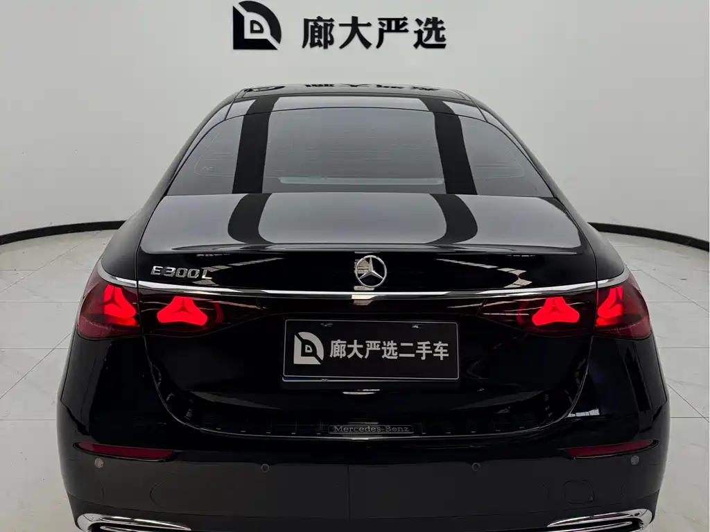 Mercedes-Benz E-Class 2025