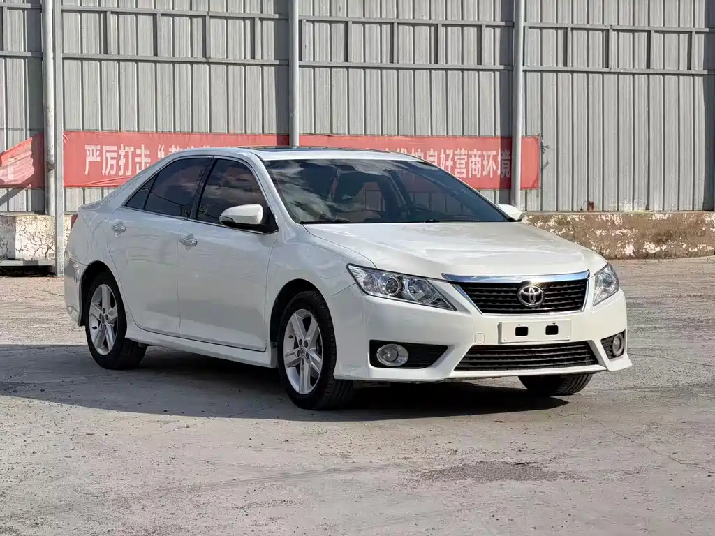 Toyota Camry 2013