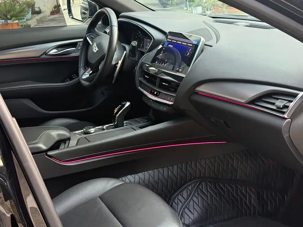 Cadillac CT5 2020 — фото 11