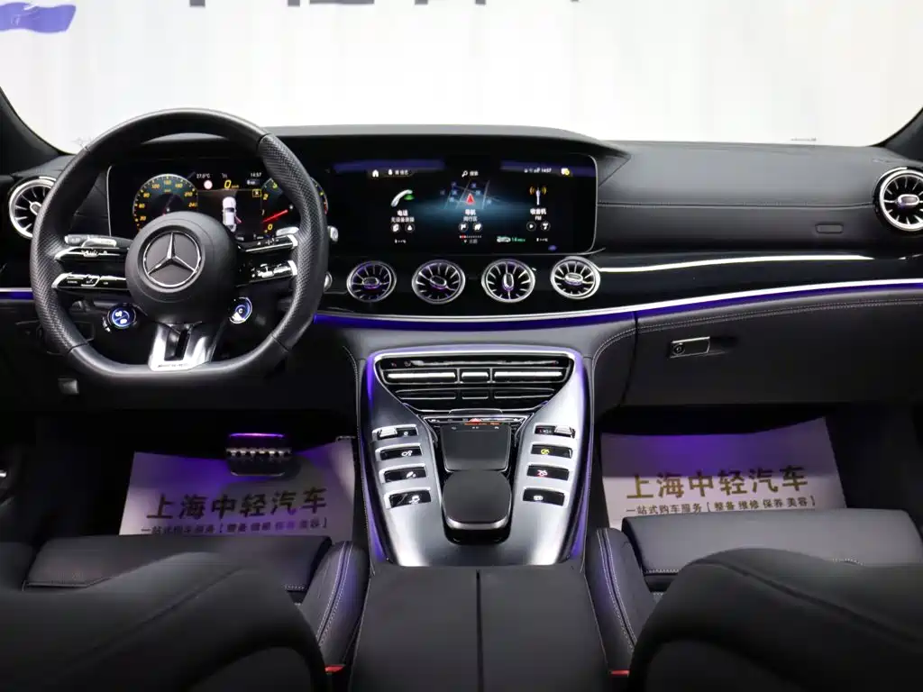 Mercedes-Benz AMG GT 2024 — фото 10