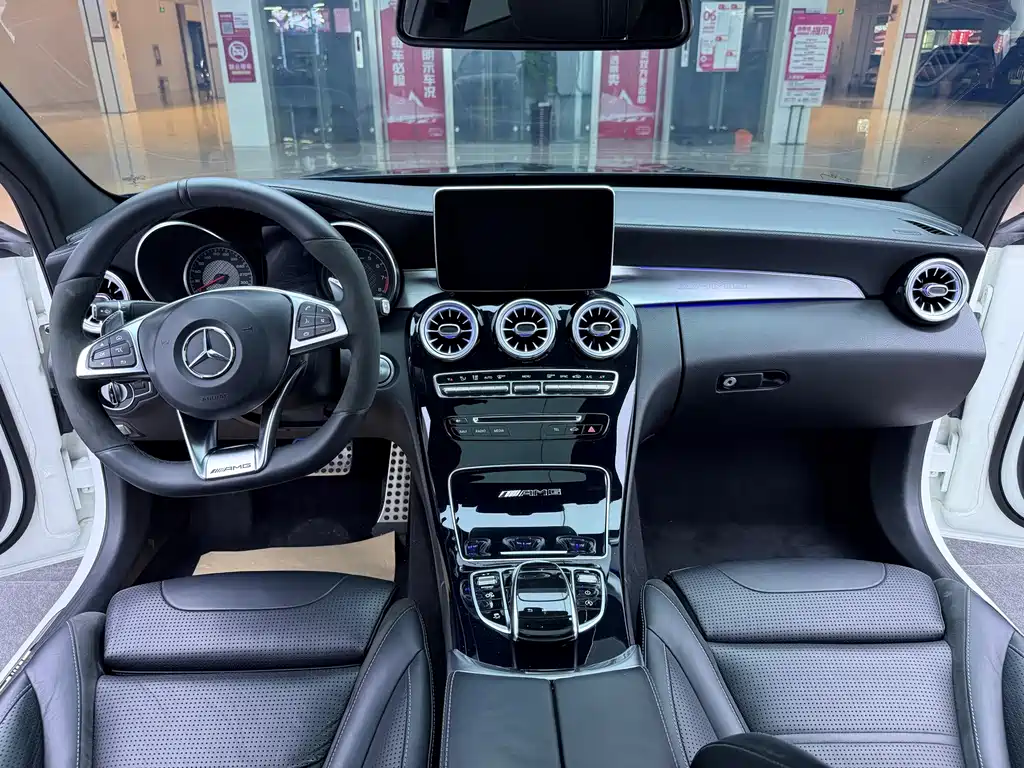 Mercedes-Benz C-Class AMG 2017 — фото 14