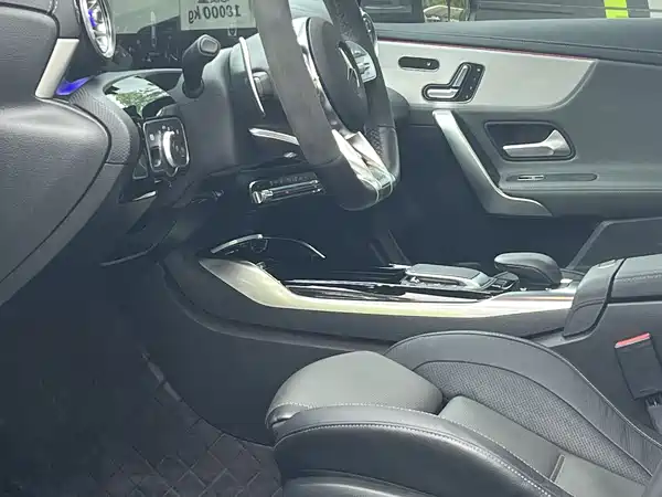 Mercedes-Benz CLA AMG 2020
