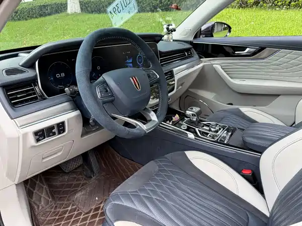 Hongqi HS5 2022