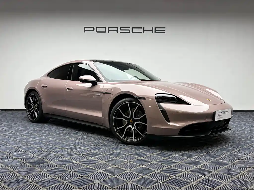 Porsche Taycan 2023 — фото 9
