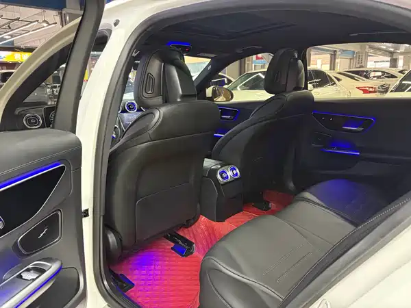 Mercedes-Benz C-Class 2022