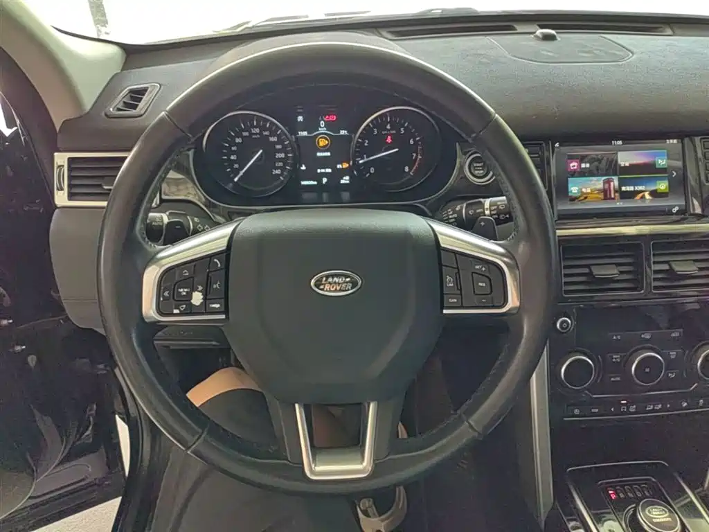 Land Rover Discovery Sport 2019 — фото 11