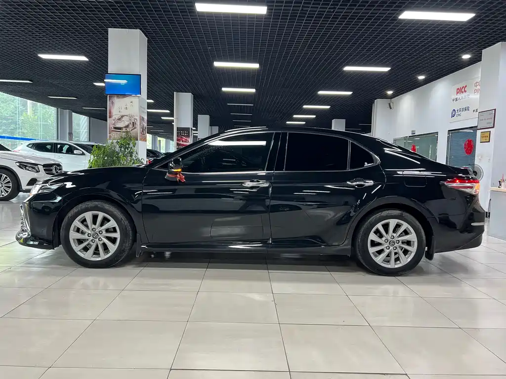 Toyota Camry 2023