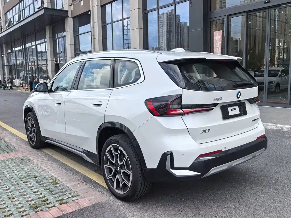BMW X1 2025 — фото 8