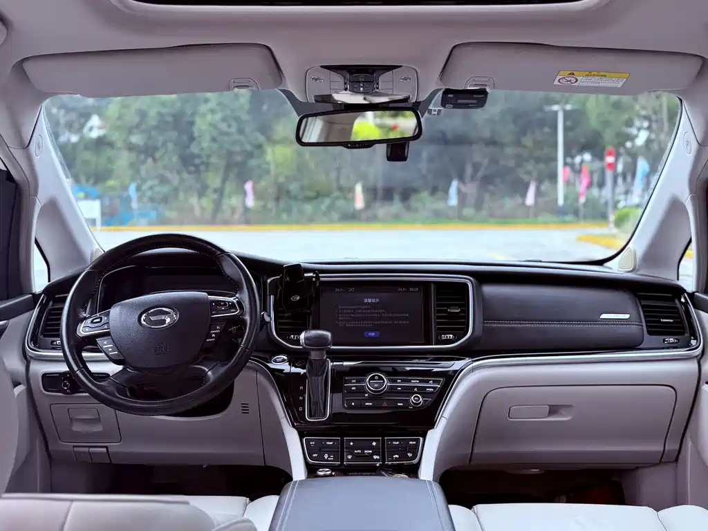 GAC Motor Trumpchi M8 2019 — фото 1