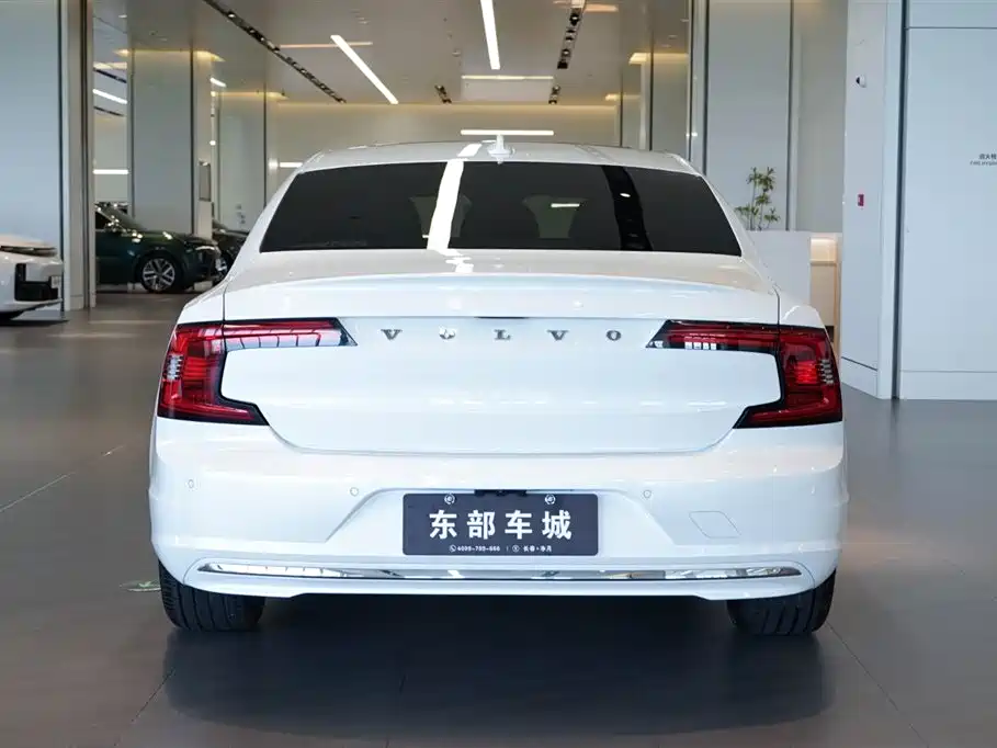 Volvo S90 2023 — фото 11