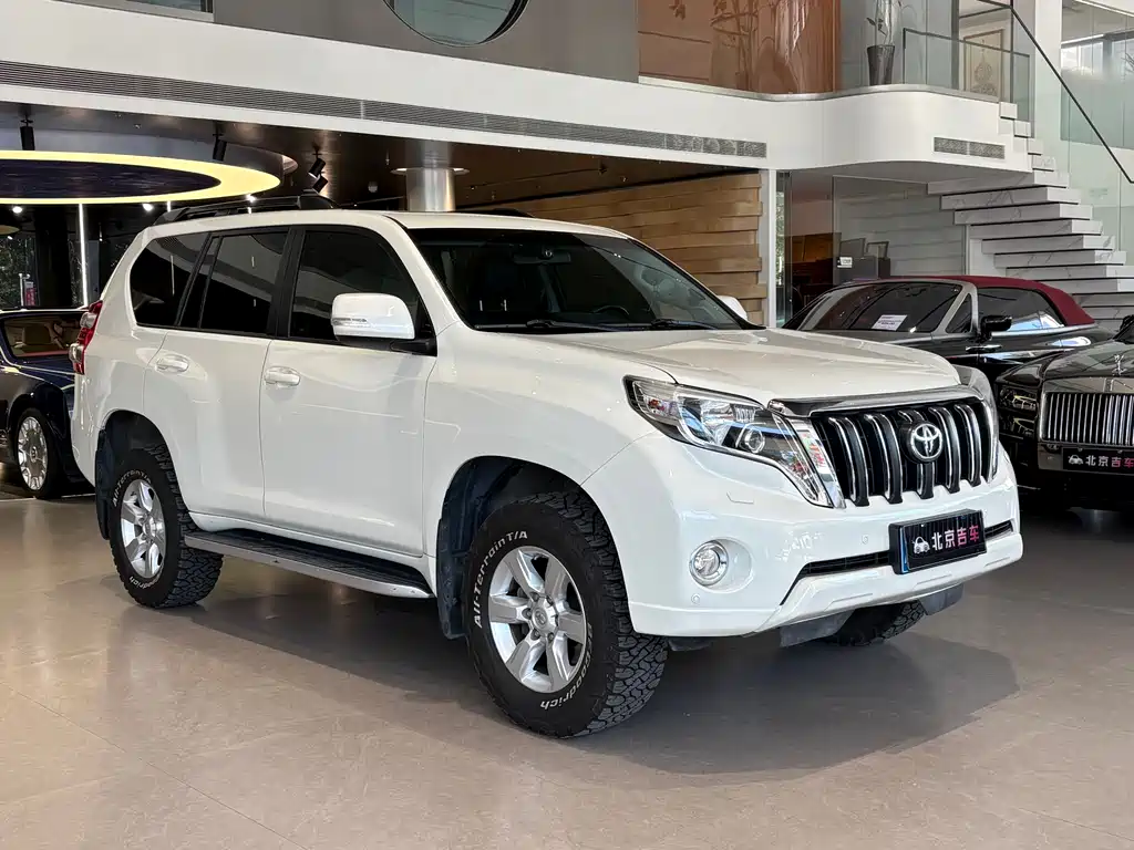 Toyota Prado 2017 — фото 3