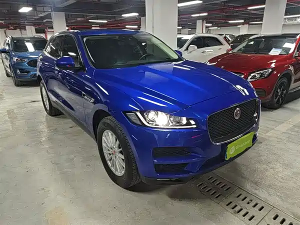Jaguar F-PACE 2018