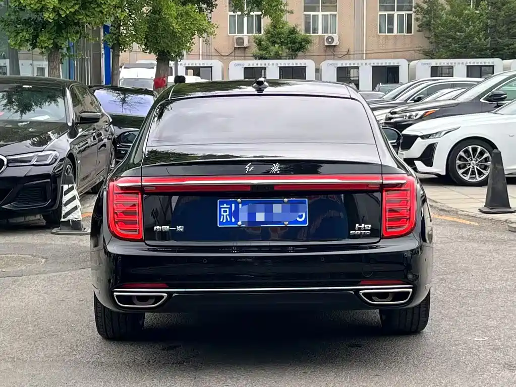 Hongqi H9 2021 — фото 16
