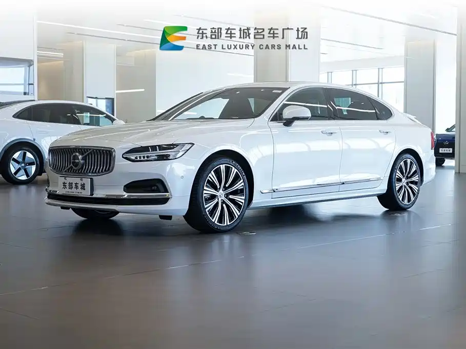 Volvo S90 2023 — фото 1