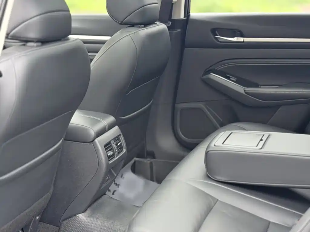 Nissan Teana 2022 — фото 18