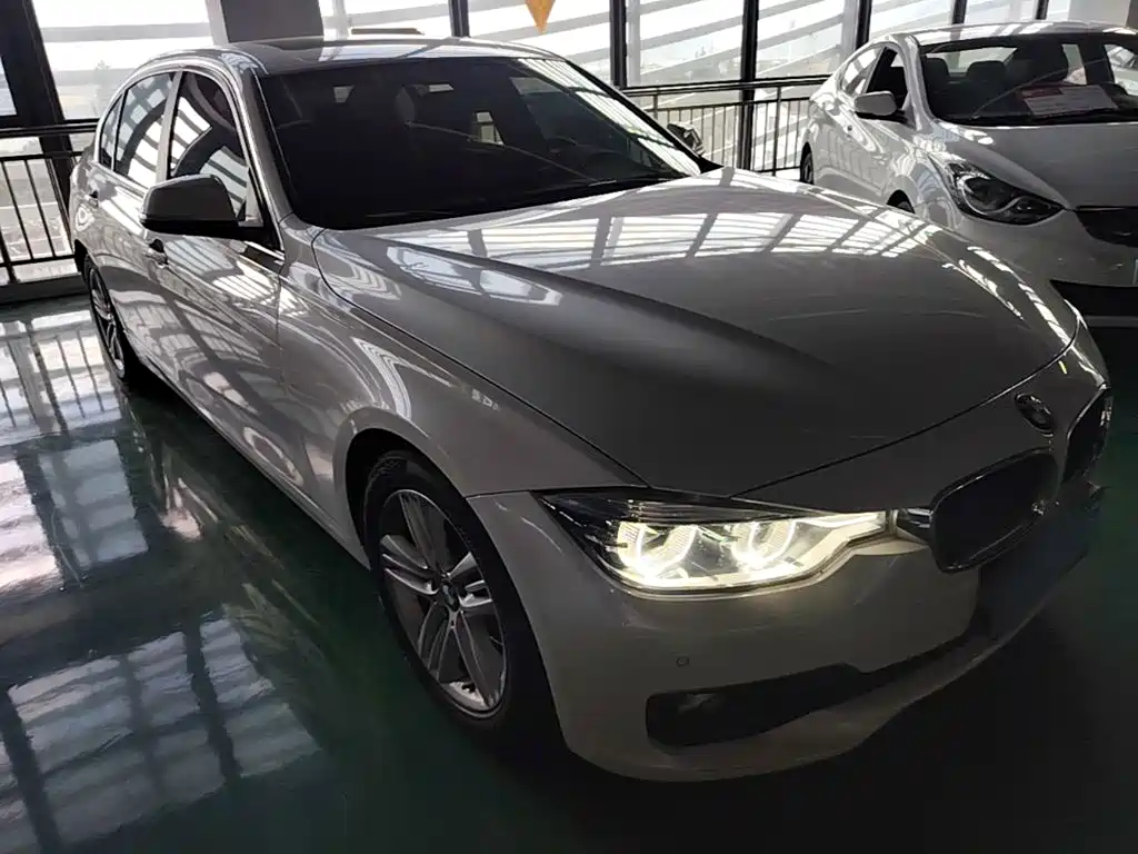 BMW 3 Series 2017 — фото 4