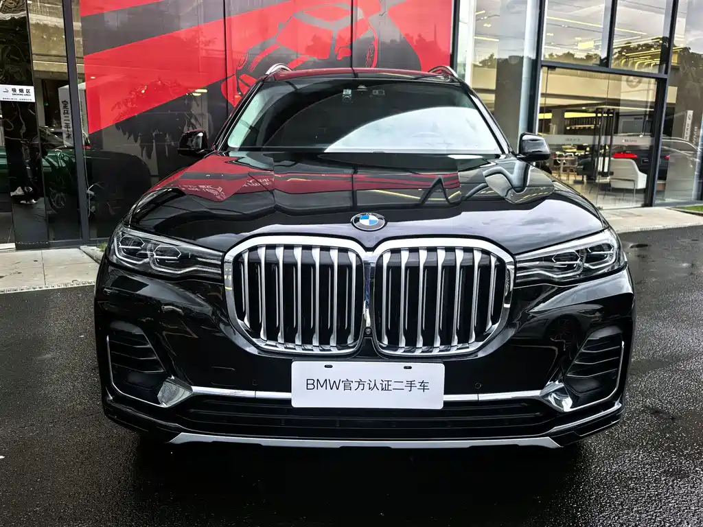 BMW X7 2022 — фото 2
