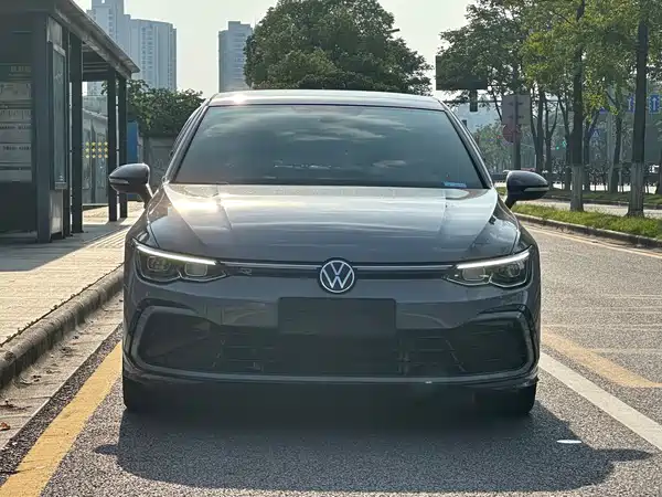 Volkswagen Golf 2023