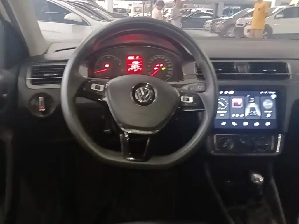 Volkswagen Santana 2018 — фото 11