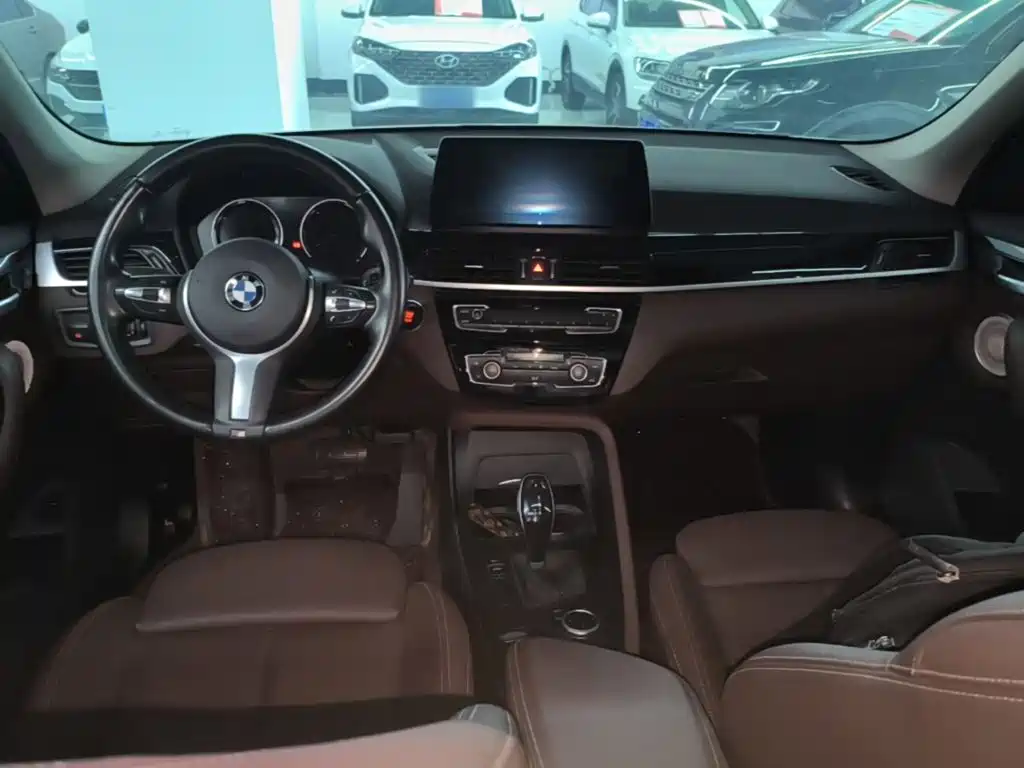 BMW X1 2021 — фото 10
