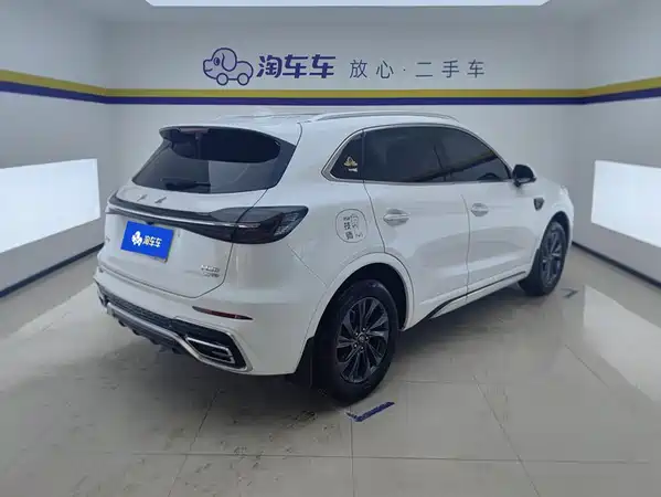 Hongqi HS5 2024