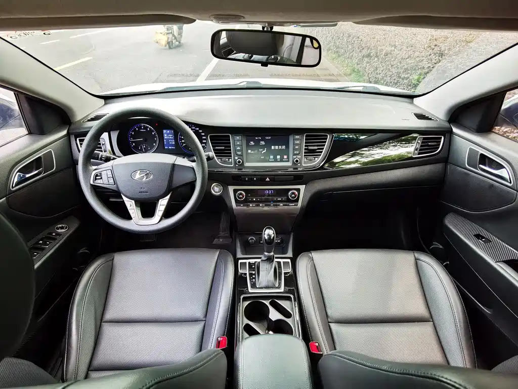 Hyundai Mistra 2016 — фото 8