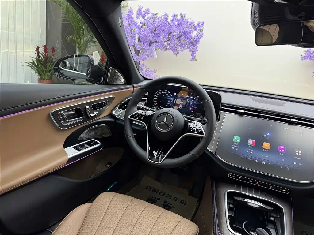 Mercedes-Benz E-Class 2025 — фото 16