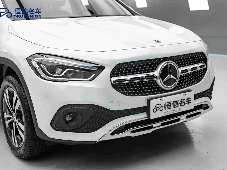 Mercedes-Benz GLA 2023 — фото 9