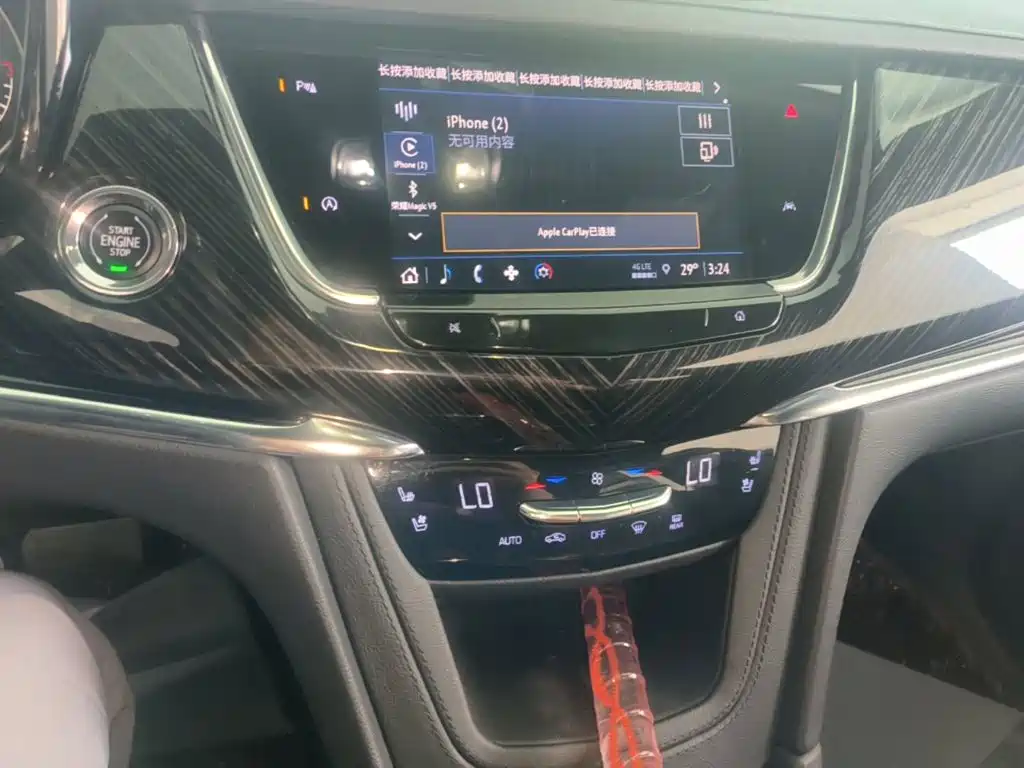 Cadillac XT6 2022 — фото 13