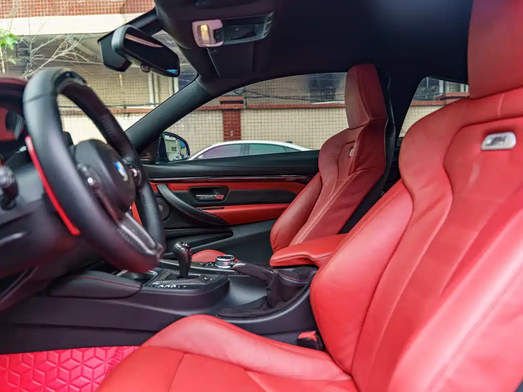 BMW M4 2015 — фото 15