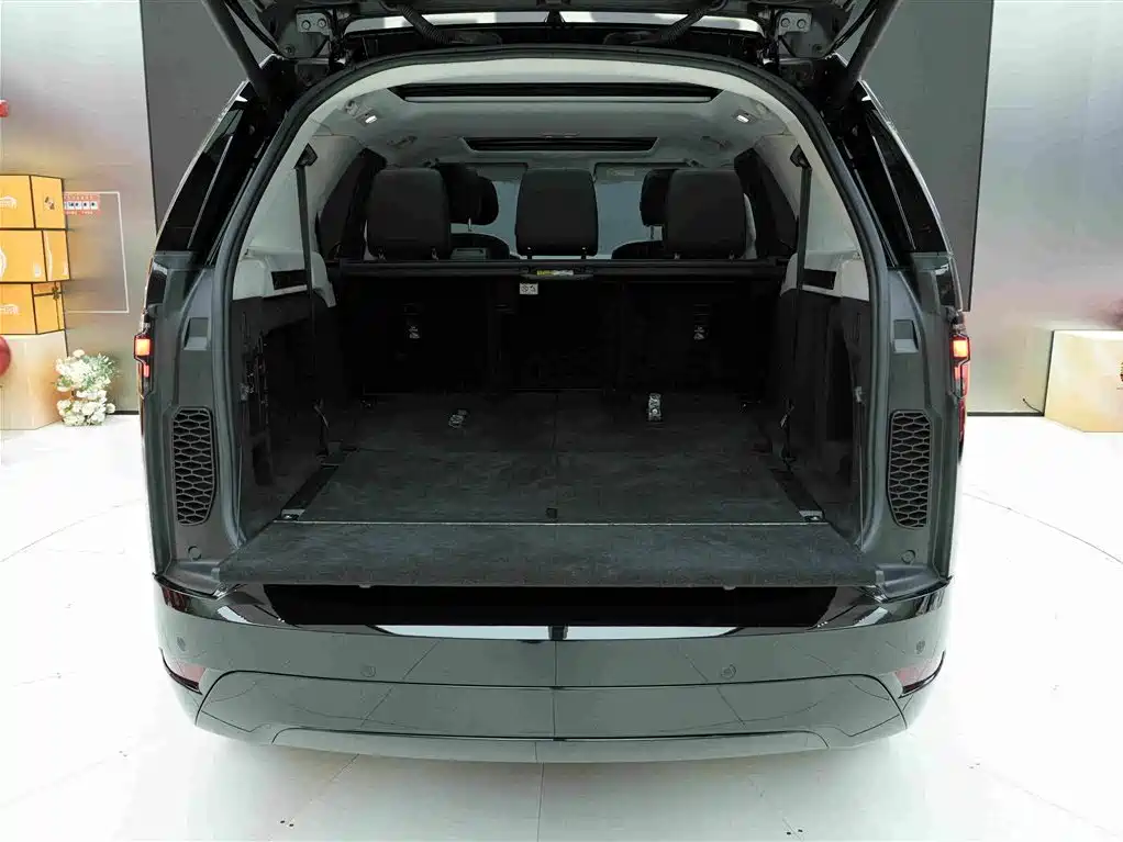 Land Rover Discovery 2021 — фото 19