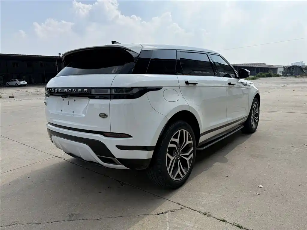 Land Rover Evoque PHEV 2023 — фото 9