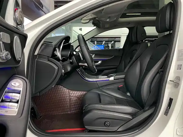Mercedes-Benz C-Class 2022