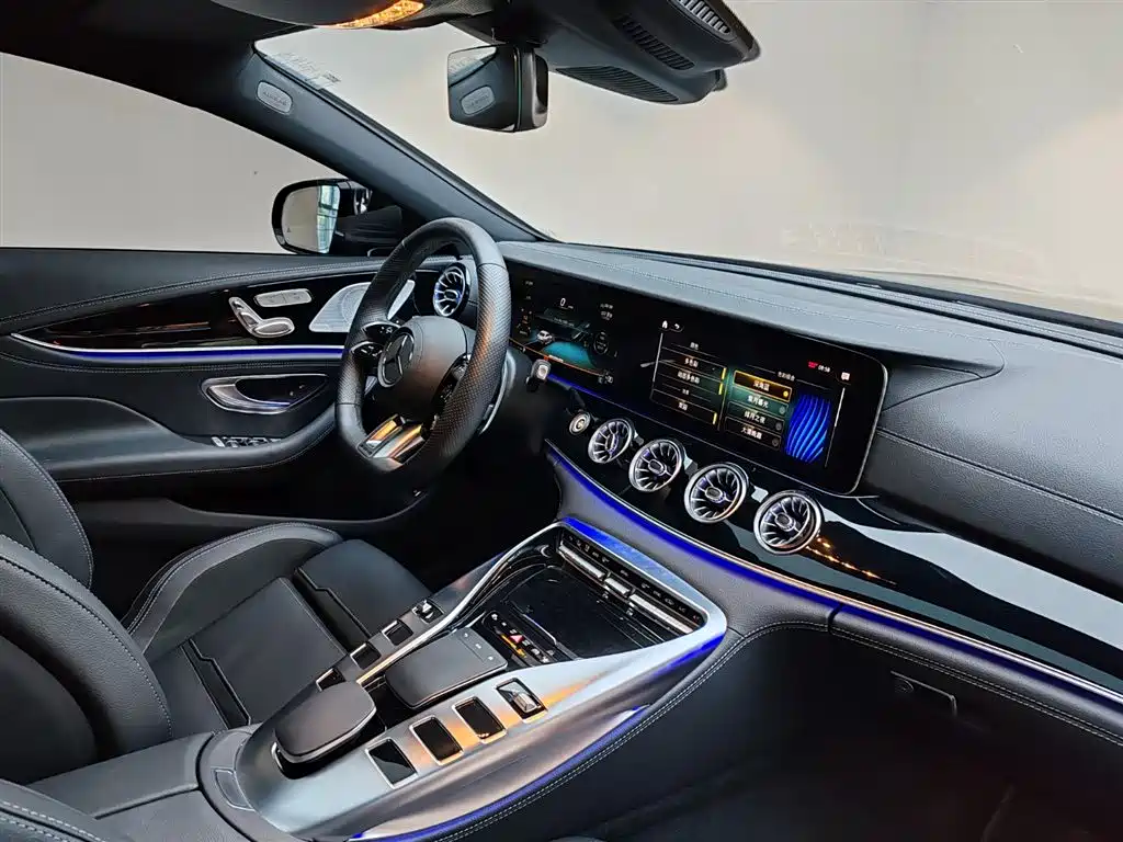 Mercedes-Benz AMG GT 2024 — фото 17