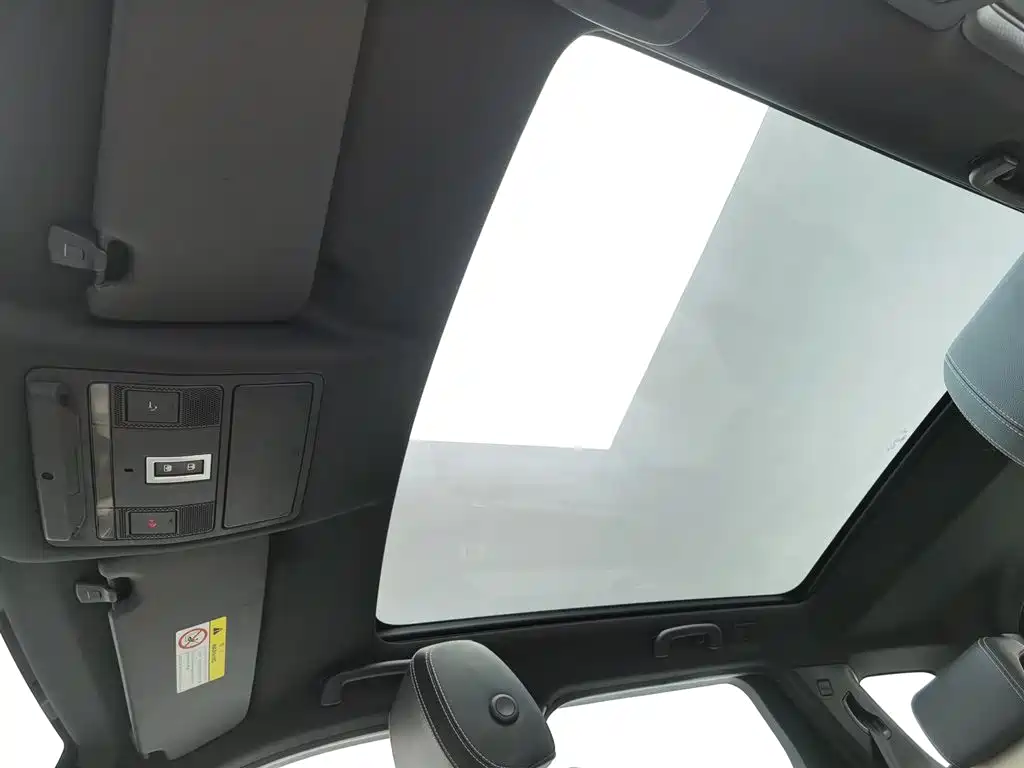 Land Rover Discovery Sport 2021 — фото 14