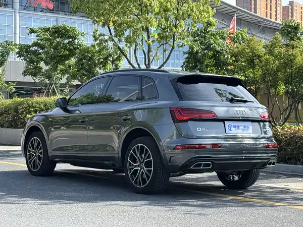 Audi Q5L 2024