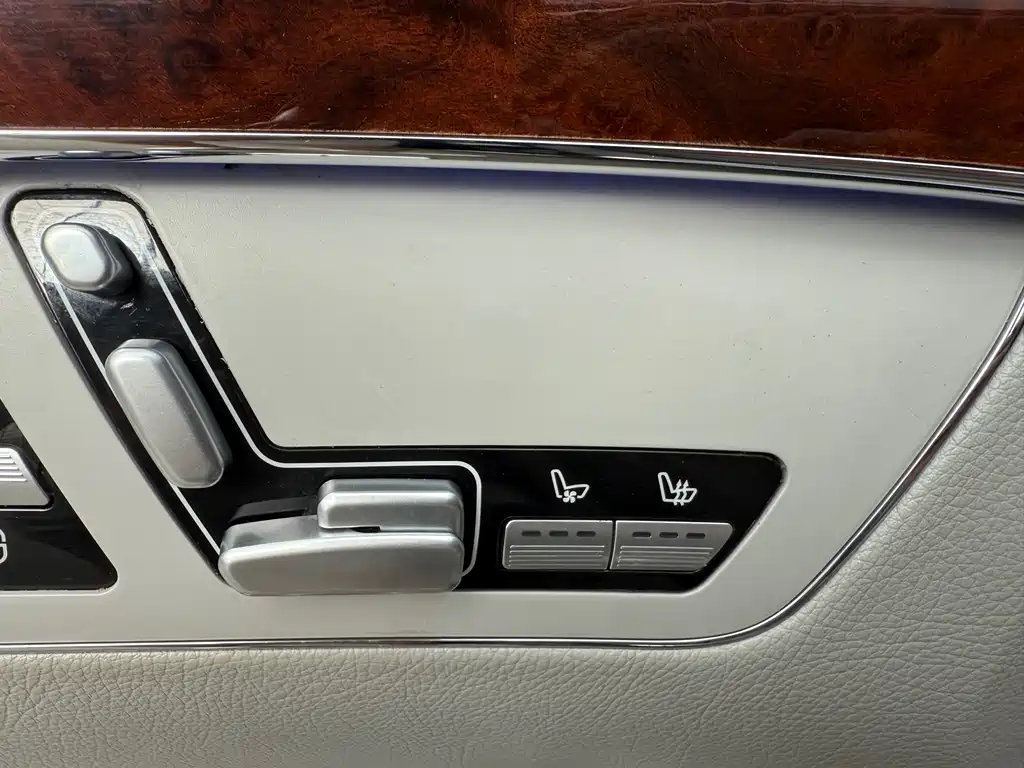 Mercedes-Benz S-Class 2010 — фото 12