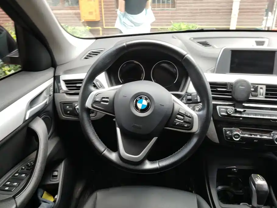 BMW X1 2019 — фото 15