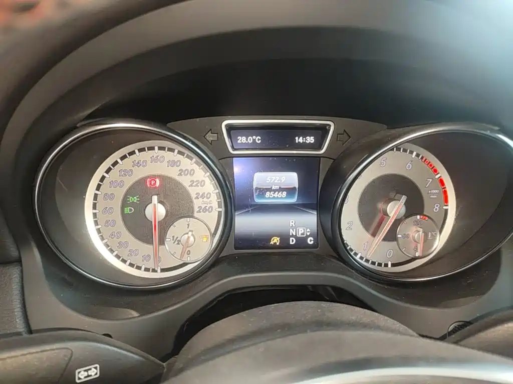 Mercedes-Benz CLA 2016 — фото 12